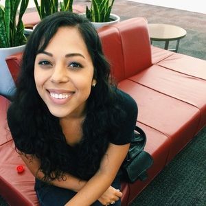 Meet your Posher, Maria